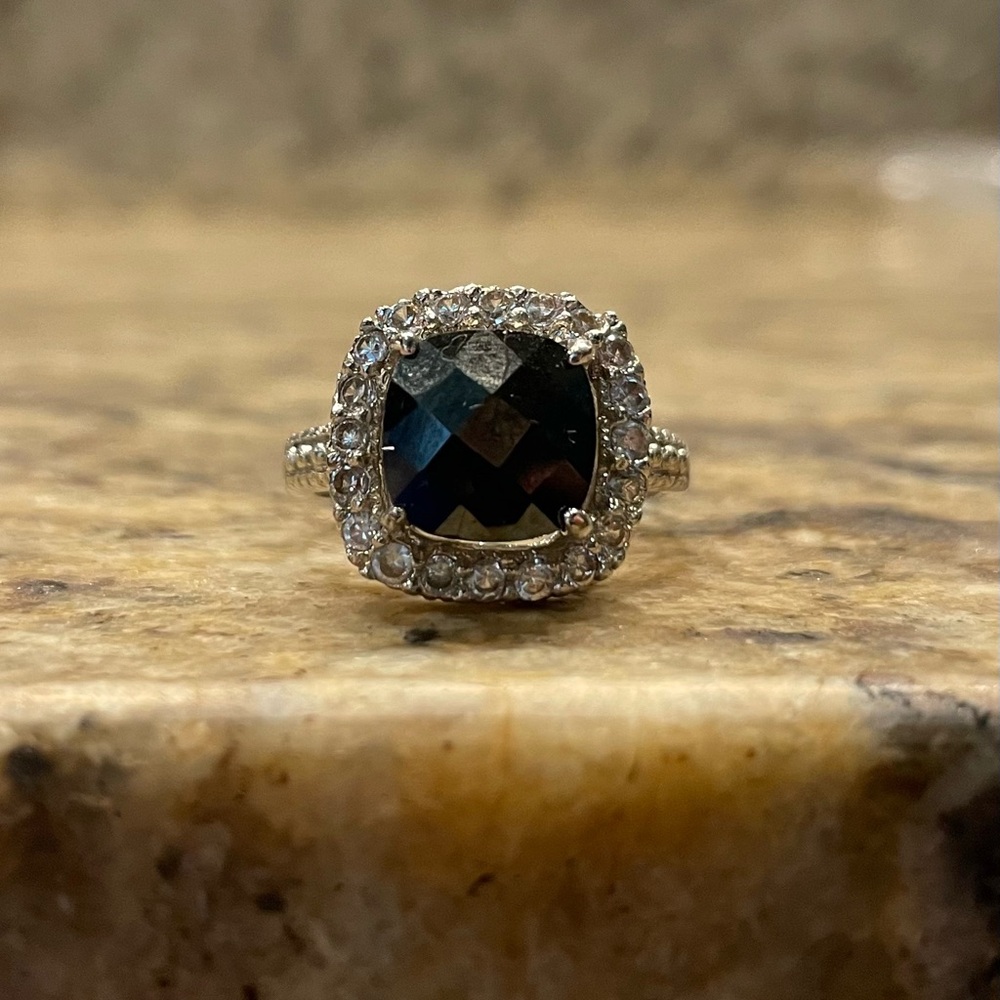 Premier Designs ring